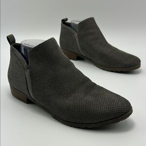 Dr. Scholl's Women's Chukka Ankle Boots 9 Gorpcore Lite Comfort Casual